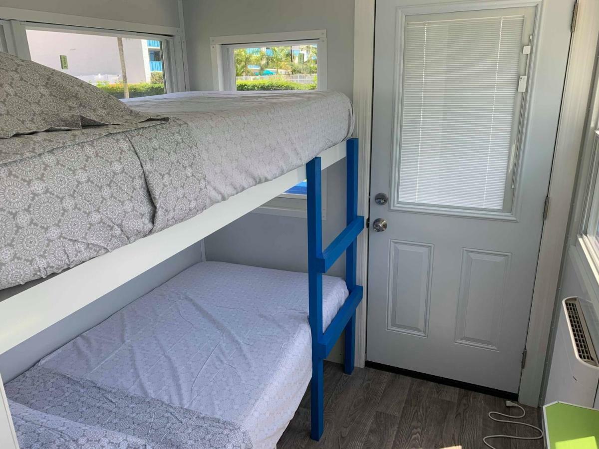 Tiny House Siesta Villa Sarasota Bagian luar foto